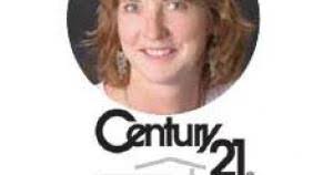 Deborah Whitcomb's Instagram, Twitter & Facebook