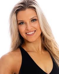 Margaret Salter's Instagram, Twitter & Facebook