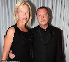 Create a free family tree for yourself or for sian kingi and we'll search for valuable new information for you. Freedomroo Rupert Murdoch S Granddaughter Details Drug Addiction And Hitting Rock Bottom Australiannewsreview