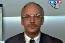 До 1981 года работал в агентстве печати. Np8a6itestf7hm