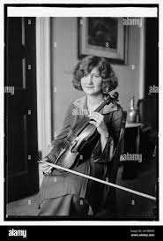 Belle oliva Hammond, 3/11/24 Fotografía de stock - Alamy