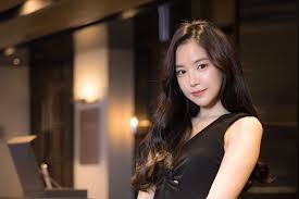 Photo album containing 38 photos of naeun (pics) submit new. Apink S Son Naeun Says She S Never Dated Wants To Experience Love In Real Life And On Screen Soompi