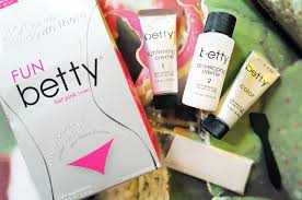 Go down to your favorite beauty/hair/drug store and purchase a standard hair dye coloring kit that best matches your pubic hair color. For Valentines Day I Tried Dying My Pubic Hair Pink Topografille