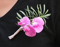 Comment faire un bouquet graphique ? Faire Soi Meme Son Bouquet De Mariee Et La Boutonniere Du Marie Mademoiselle Dentelle