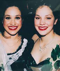 With a caucasian father and an african american mother, meghan knew early on that she looks different from most of her peers, even without plastic surgery. 50 Rare Photos Of Meghan Markle Pictures Of Meghan Markle