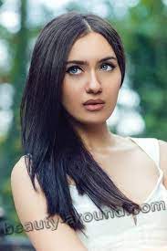 Azerbaijan women and men have equal rights and freedoms. Beautiful Azeri Women Banu Shujai Miss Globe Azerbaijan Beauty Beauty Hacks Beauty Trends