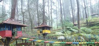 Maka anda wajib melihat daftar tempat wisata menarik di bandung yang patut dikunjungi berikut ini! Wisata Alam Grafika Cikole Lembang Bandung