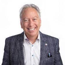 Beverly Bondurant's Instagram, Twitter & Facebook