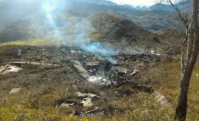 Transportation minister budi karya sumadi said officials had launched massive search efforts after identifying the possible location of the crash site in the java sea. Indonesian Air Force Plane Crashes Into Mountain Killing All 13 On Board World News Mirror Online