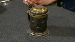 Fast verramscht: Verkäufer staunen über Mega-Expertise für barocken  Bierhumpen - SWYRL, Entertainment-Themen, die dich begeistern.