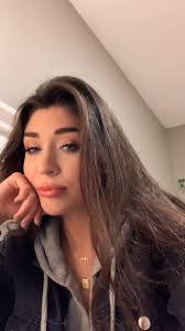 Caitlin Goodrich's Instagram, Twitter & Facebook