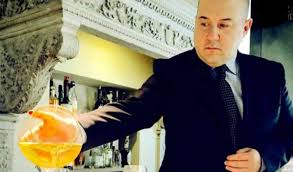 Solo i campioni di liquido seminale per spermiogramma devono essere invece raccolti all'anatomia patologica dell'ospedale san luca di lucca, palazzina economale, piano terra; Alessandro Pipero Chi E Il Maitre Di Primo Appuntamento