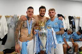 Arijanet anan muric ( schlieren, zúrich, suiza, 7 de noviembre de 1998) es un futbolista kosovar que juega de portero en el adana demirspor de la superliga de turquía, cedido por el manchester city f. Report Manchester City Will Allow Arijanet Muric To Join Nottingham Forest