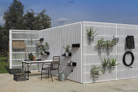 La vasta gamma di pircher soddisferá tutte le vostre esigenze. Recinzioni In Legno Per Giardino Molto Originali Mondodesign It