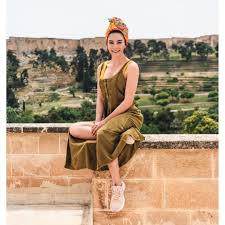 Ebru Sahin On Instagram Nature Is The Best Background Suaterdogmus Unluler Kizlar Kadin