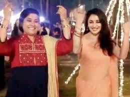 Madhuri dixit turned 53 on friday. Madhuri Dixit Shares A Throwback Video To Wish Renuka Shahane On Her Birthday