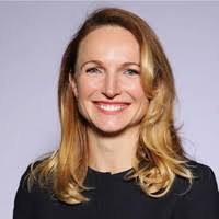 Anna Gillette's Instagram, Twitter & Facebook