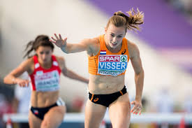 Ze won met een totaal van 6731 punten, voor de duitse jennifer oeser (6493). Visser Wil In Londen Uitblinken Op De Zevenkamp Foto Bd Nl