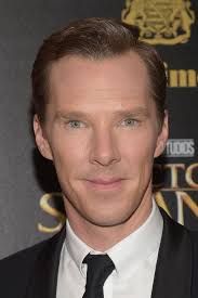 The sherlock actor has what's called sectoral. 40 Celebrities With Different Colored Eyes Famous People With Heterochromia Iridum
