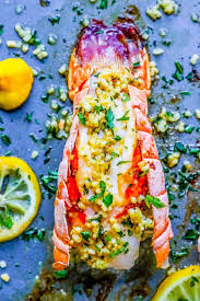 Recette Facile Pour 10 Minutes De Queues De Homard Roties Au Beurre A L Ail