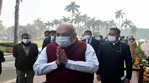 However, windscreens of several cars parked nearby were damaged due to the explosion. Amit Shah Defers Visit To West Bengal Hours After Blast Near Israel Embassy In New Delhi India News India Tv