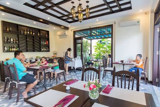 villa Hội An có bếp
