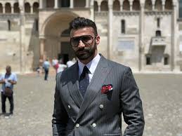 Agenzia per Accompagnatori - Gigolo.Cloud