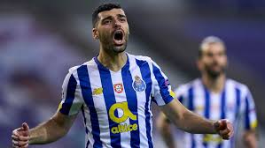 Jugar la champions league es una prioridad para el futbolista. Porto Juventus Uefa Champions League Uefa Com