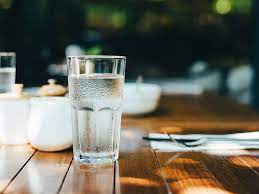 Weight menu • us cups of water conversion convert us cup of water (cup) versus pounds of water (lb wt.) in swapped opposite direction Benefits Of Drinking Water How It Affects Your Energy Weight More