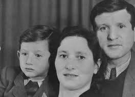 Can anyone with a deep understanding of wartime Austria explain how two  converts from Judaism would have survived all of WW2 in Vienna? Their son  Walter Süss was a well-known journalist who