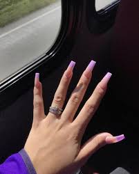 34 Couleurs De Vernis A Ongles Tendance Au Printemps 2019 Cute Acrylic Nails Pretty Acrylic Nails Toe Nails