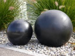 Dekokugel Aus Fiberglas In Schwarz Anthrazit Deko Herzen