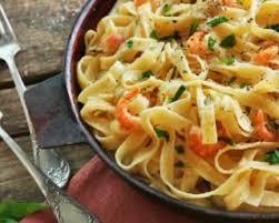 Recette De Tagliatelles Minute Aux Crevettes Ail Et Citron Recette Tagliatelles Recette Recettes De Cuisine