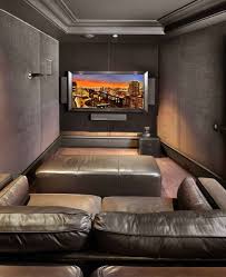 Browse modern media room ideas and decor inspiration. Home Design And Decor Small Home Theater Room Ideas Modern Small Home Theater Room With Lea Home Theater Rooms Small Home Theaters Home Theater Room Design