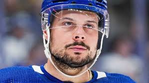 Rob Davison scores from nearly 200ft