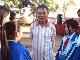 Ca sĩ Long Nhật đọc nhầm nghiêm trọng trên sóng truyền hình: Tác giả lên  tiếng - 2sao