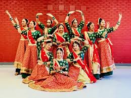 Select from premium bollywood dancer of the highest quality. Beat The Boredom At Home With A Free Virtual Bollywood Dance Class