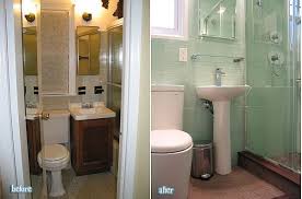 20 Before And After Bathroom Remodels That Are Stunning Small Bathroom Renovations Bathroom Remodel Small Diy Small Bathroom Remodel