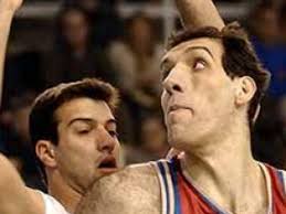 Oriol Junyent, ingresado de urgencia por un desmayo