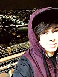 Leaf Na Twitteri Mkmxi Yes You Guys Are Really Bad At This Btw I Thought It Leafy Is Here Calvin Vail Calvin