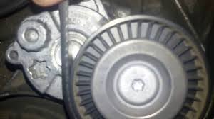 Remplacement Courroie Accessoire Mercedes C200 Cdi 2006 Youtube