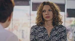 Tandis que césar progresse, estelle est tourmentée et la coloc s?amuse. Plus Belle La Vie En Avance Lea Annonce Sa Grossesse Video Pblv Episode N 4267 Stars Actu