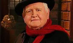 Not-so-Happy Holidays (AMC Two Scoops Commentary for December 24, 2007)