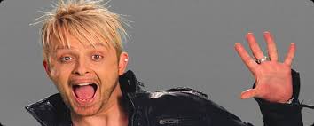 Wie man das leben ernst und trotzdem leichtnehmen kann jetzt vorbestellen ✨❤️ amzn.to/3o7nggj. Big Brother 11 Ross Antony Zieht Ins Haus Starsontv