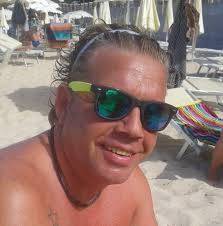 Tutta la famiglia del Fassa Falcons piange l'improvvisa scomparsa di Ezio  Sopperra “Zopan” 🖤🕯️ Testimone e protagonista dell'intera storia  dell'hockey in Val di Fassa, Ezio da giocatore fu uno degli artefici nella