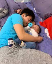 Maybe you would like to learn more about one of these? å¿ƒé…¸ é£›äººè˜‡ç‚³æ·»5å¹´é¦–æ¬¡åœ¨å®¶éŽå¹´ ä¸€æ­²å…'å­å‰›ç†Ÿæ‚‰å°±é›¢é–‹å¾ˆä¸èˆ æ¯æ—¥é ­æ¢