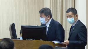 張哲平 （1958年12月 － ）， 中華民國空軍 二級上將 ，現任 國防大學校長 ，畢業於 治平高中 9屆、 空軍官校 正63期，曾任國防部二級上將軍政副部長、 空軍司令 、空軍中將副司令、 空軍作戰指揮部 中將指揮官、空軍司令部中將政戰主任、空軍司令部. B Scdpmrc44e3m