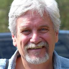 I got the waders out for this morning's shoot with James Ronanye to  photograph the bow of his CHESTER YAWL rowing dory. James and his father  just finished building this Chesapeake Light