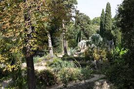 Ici, une collection de 21 000. Le Jardin Des Plantes De Montpellier Classe Monument Historique Grizette