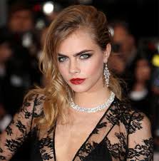 Loose and messy braids around your head are an extremely beautiful idea to try for a special occasion and any cocktail party. 20 Get Inspired For Hairstyle For Short Hair Cocktail Party